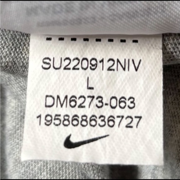 Nike Gray 'Growth Mindset' Graphic Tee - Picture 4 of 11